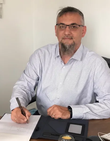 Image 1 de James STRUZZO