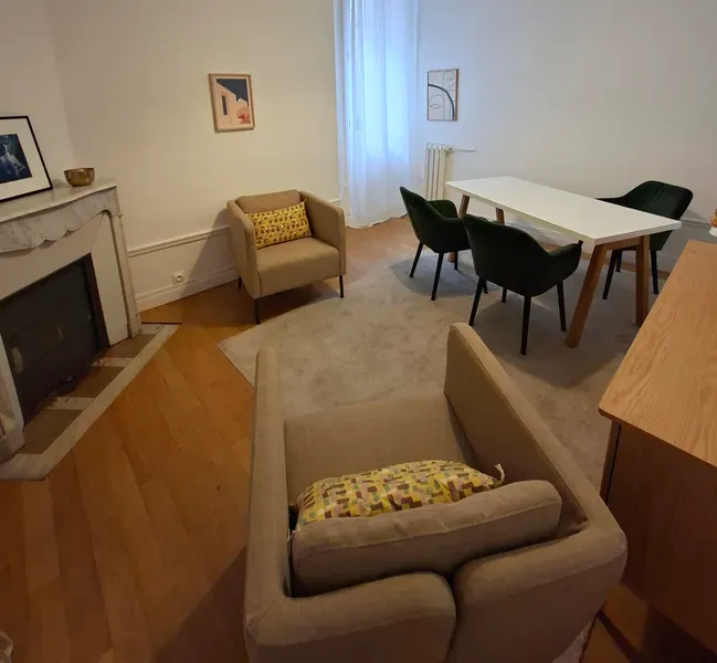 Image 1 de Debora De Figueiredo