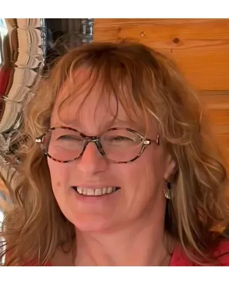 Photo de profil de AURELIE PSYCHOGENEALOGIE