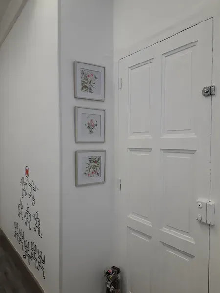 Image 5 de Adeline KAMENI